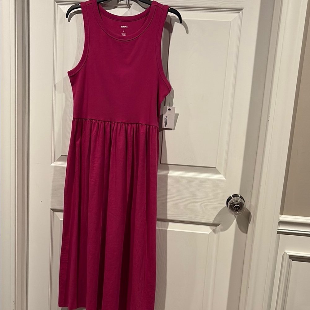 Sonoma Sleeveless Maxi Dress in Fuchsia - Picture 4 of 8